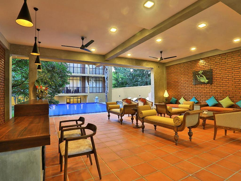 Lily'S Resort Habarana Exterior foto